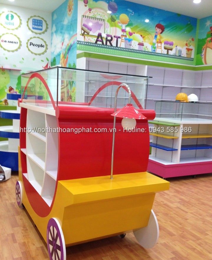 Mẫu thi công showroom đồ chơi trẻ em đẹp tại siêu thị 15 Showroomdochotreem5