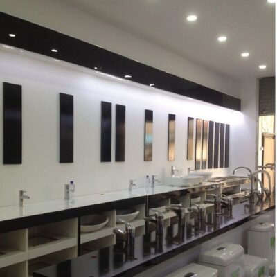 Tu-ke-showroom-thiet-bi-ve-sinh-5