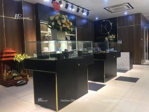 Thumbnail of http://Dong-ho-kinh-mat-tui-xach-cao-cap-minh-khoi-luxury-13