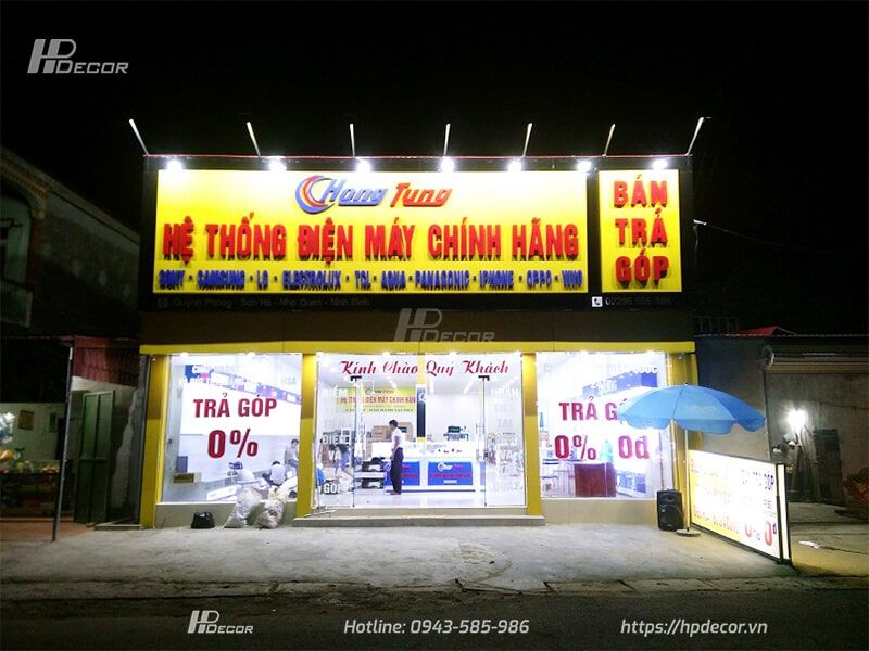 Thi-cong-noi-that-sieu-thi-dien-may-hong-tung-6-min