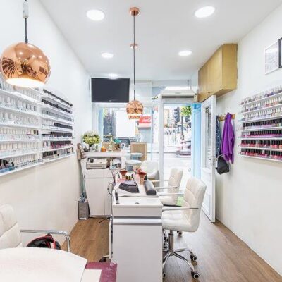Thiet-ke-tiem-nail-nho-dep (1)