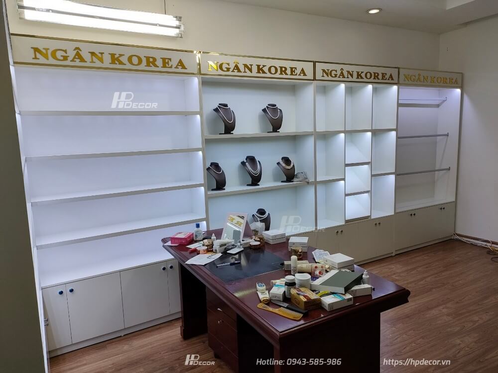 Thi công cửa hàng mỹ phẩm online Ngân Korea (15m2) tại Times City Cua-hang-my-pham-ngan-korra-01