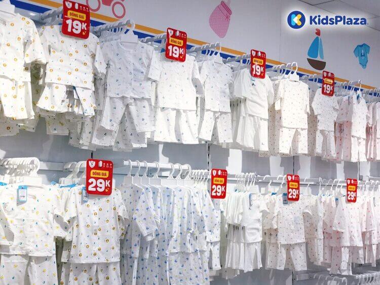 Cua-hang-thoi-trang-tre-em-kid-plaza