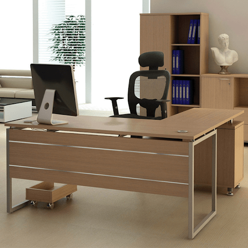 Gia công bàn làm việc từ gỗ MDF chống ẩm