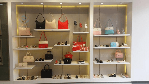 Bí quyết thiết kế tủ trưng bày túi xách đẹp, ấn tượng Tu-trung-bay-tui-xach-6