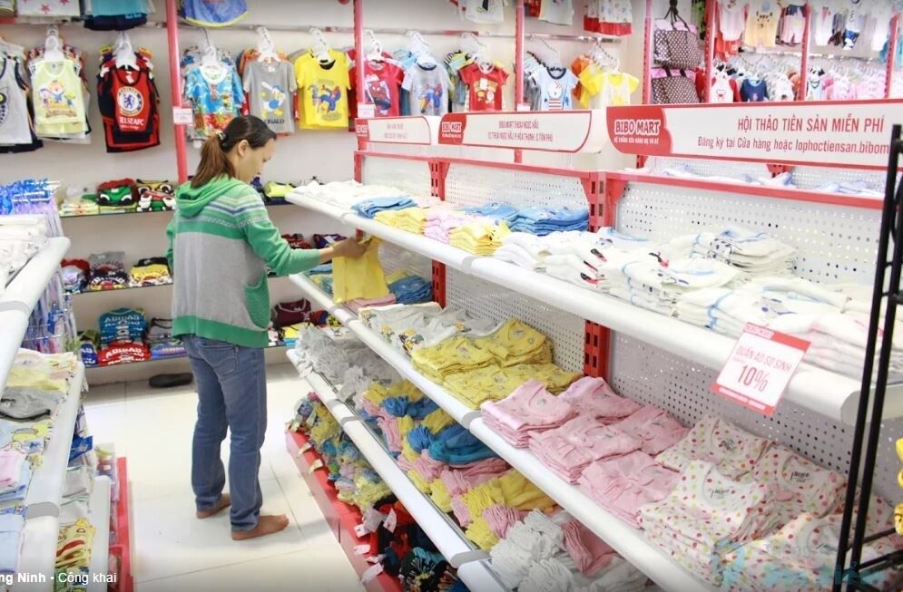 Ấn tượng với sắc đỏ trong thiết kế nội thất Bibo Mart Bibomart 9