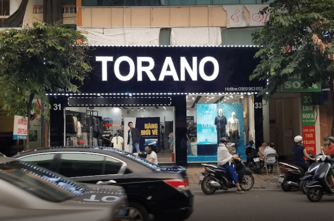 Khám phá nội thất chuỗi cửa hàng thời trang nam Torano Hà Nội Torano Ha Noi 1
