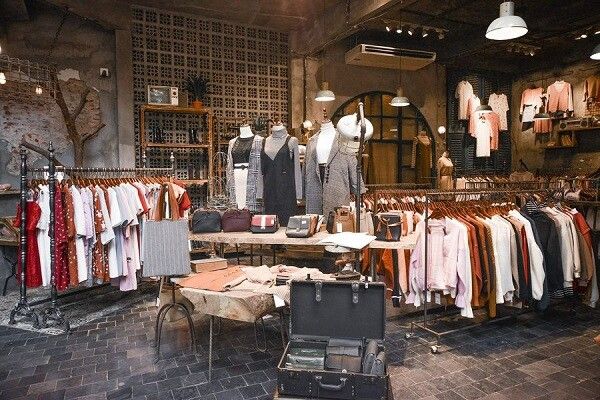 "Đốn tim" với thiết kế cửa hàng thời trang ngọt ngào, nữ tính của Germe Shop Germe Shop 5