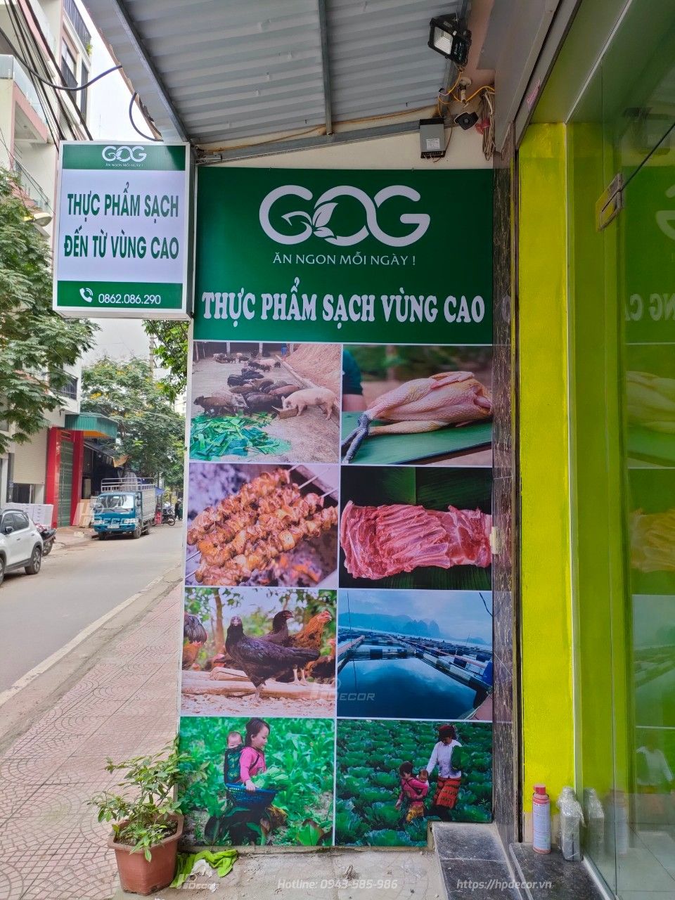 Thi Cong Cua Hang Thuc Pham Sach 06