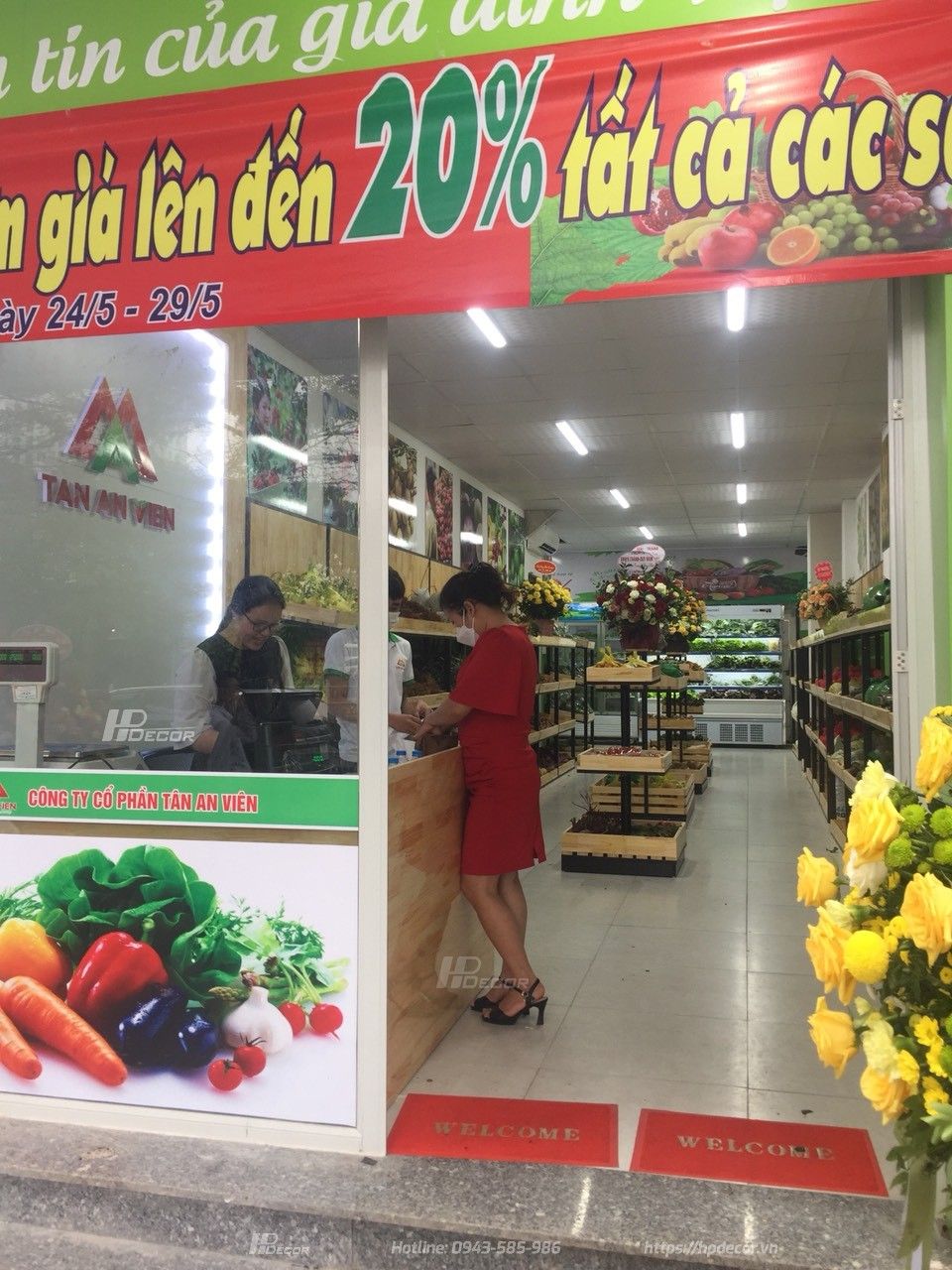 Thi Cong Noi That Cua Hang Hoa Qua Sach Tan An Vien 04