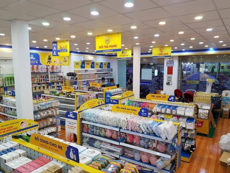 Mẫu thiết kế cửa hàng bỉm sữa Thiet Ke Cua Hang Bim Sua (2)
