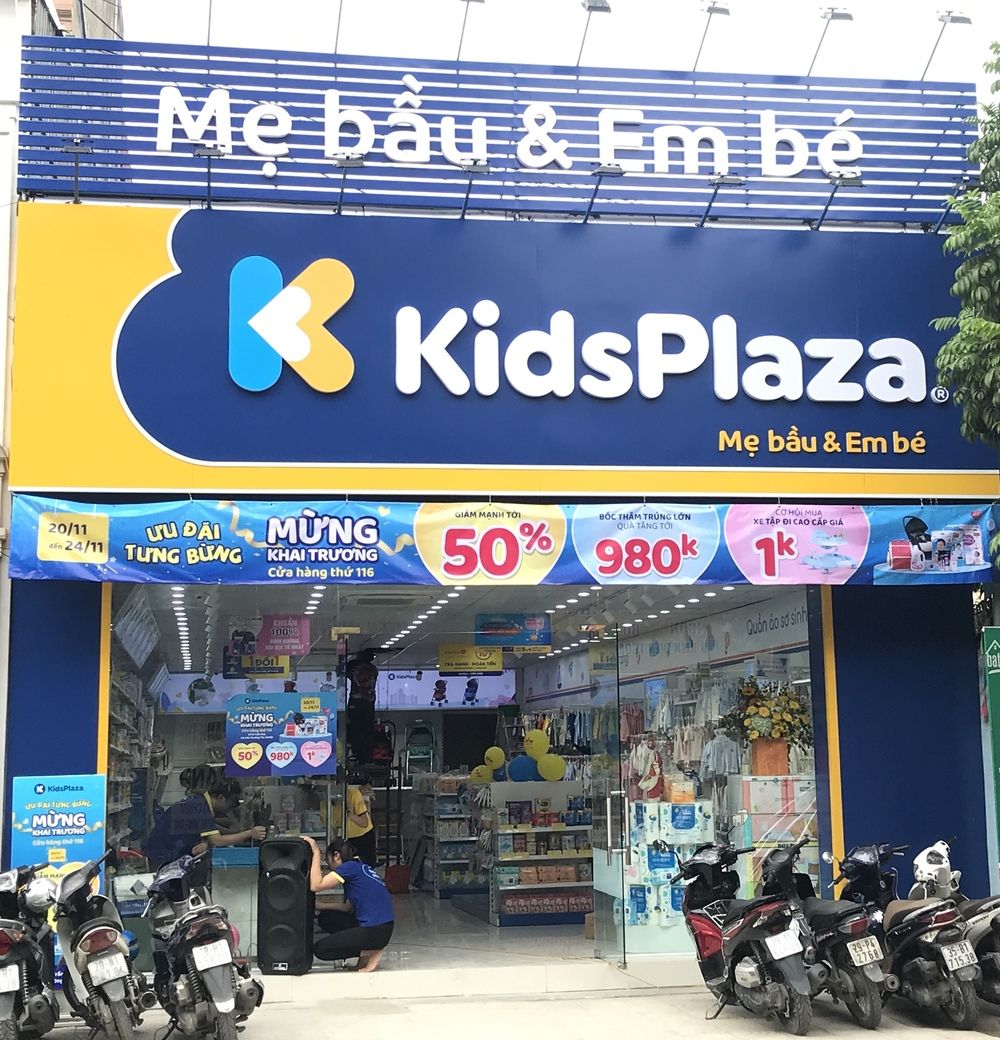 Mẫu thiết kế cửa hàng bỉm sữa Thiet Ke Cua Hang Sua Bim (6)