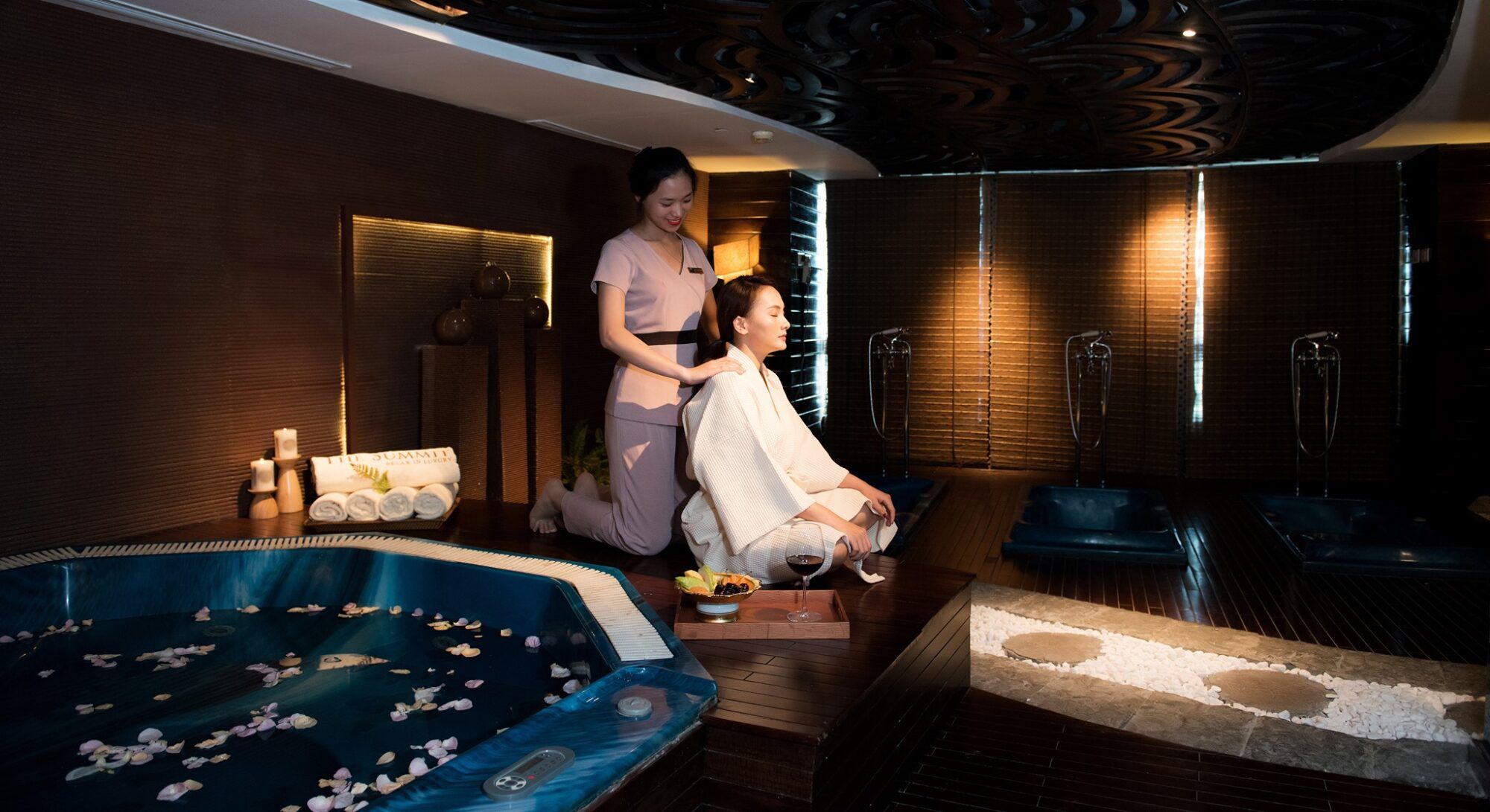 Spa The Summit 6