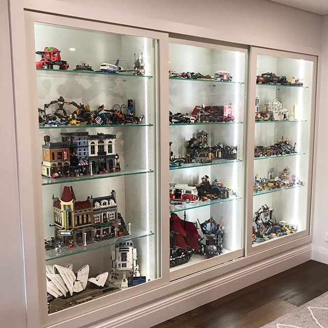 TOP 30+ mẫu tủ trưng bày Lego đẹp, hiện đại, hợp xu hướng Tu Trung Bay Lego 1 1