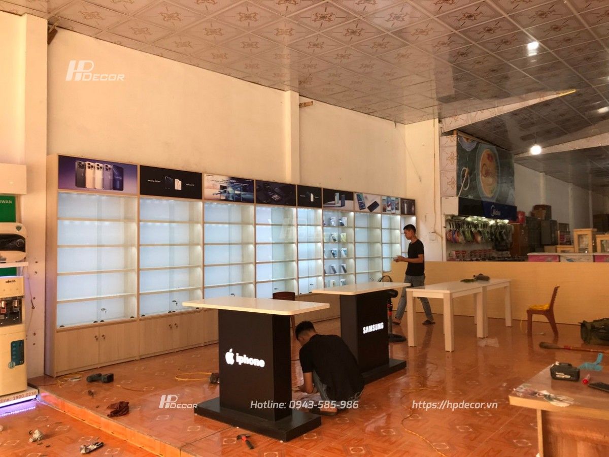 Thi Cong Tu Trung Bay Dien Thoai09