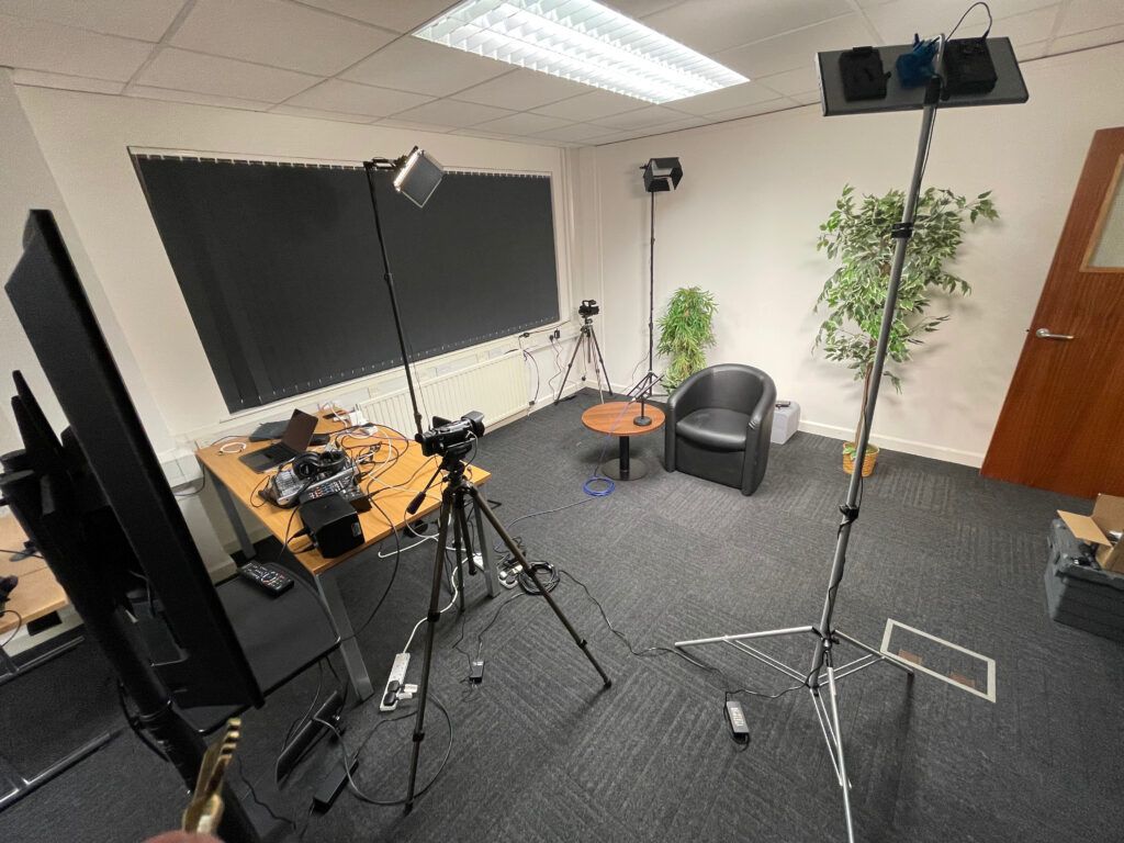 Phong Livestream 11