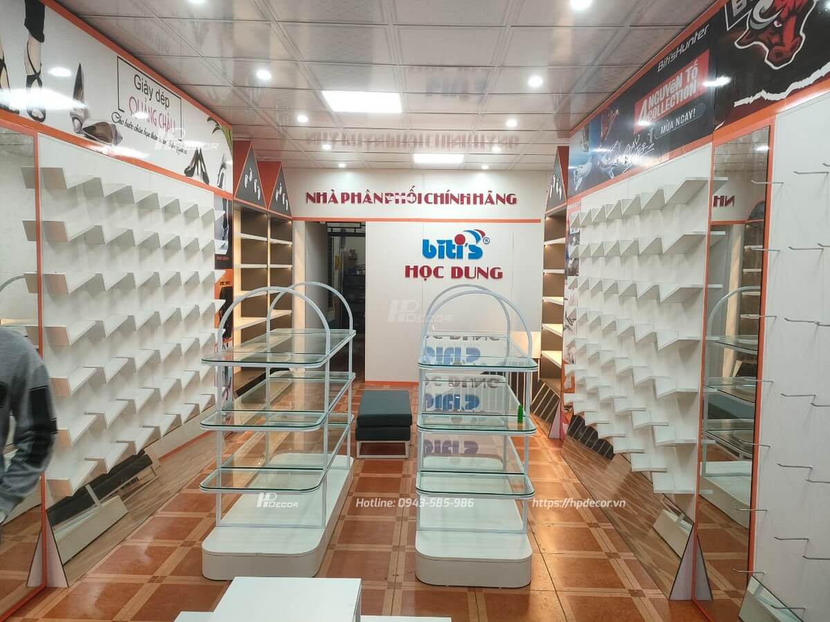 Thiet Ke Shop Giay Hoc Dung 08